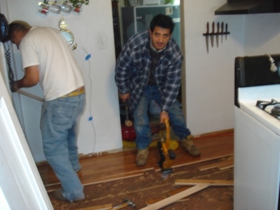 full-REMODELING_28566429.jpg